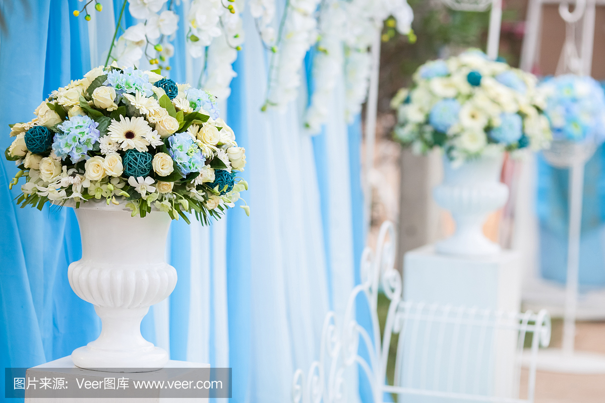 婚礼上的花,希腊花瓶上的蓝花